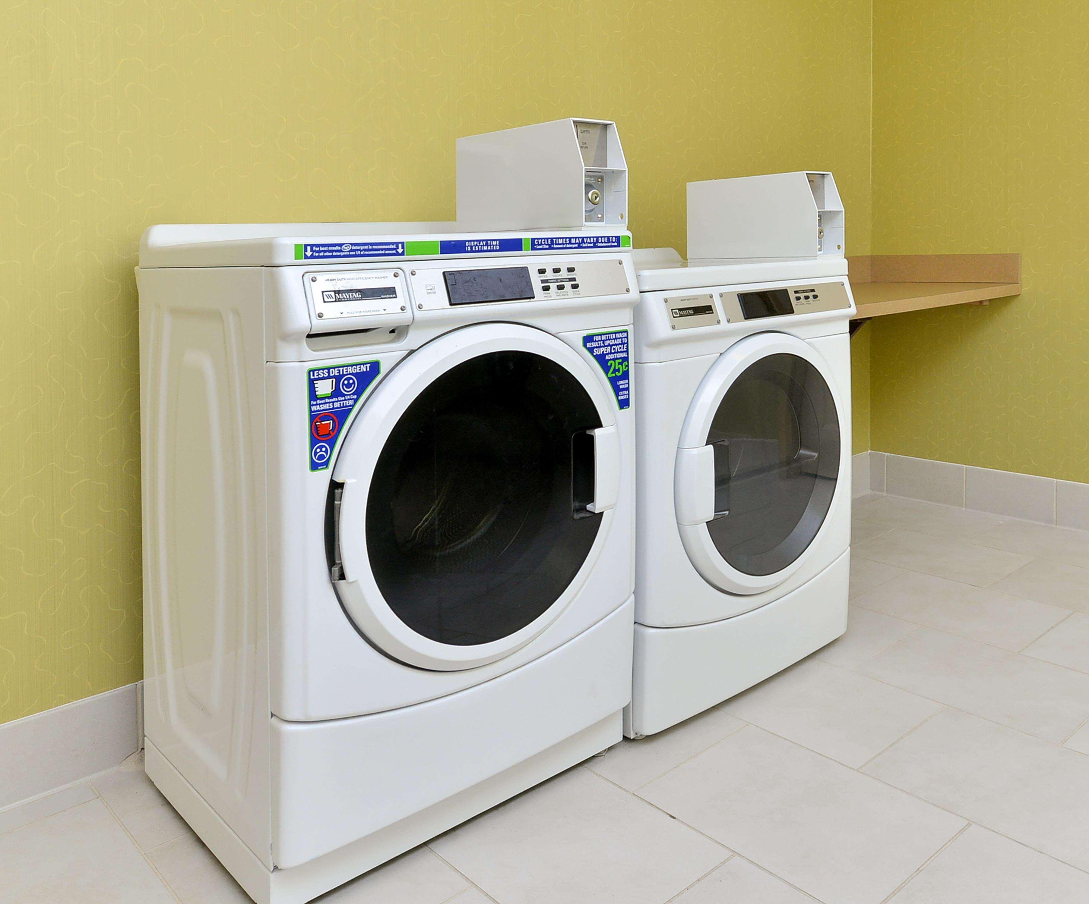 Hampton Inn Iowa City/University Area מראה חיצוני תמונה